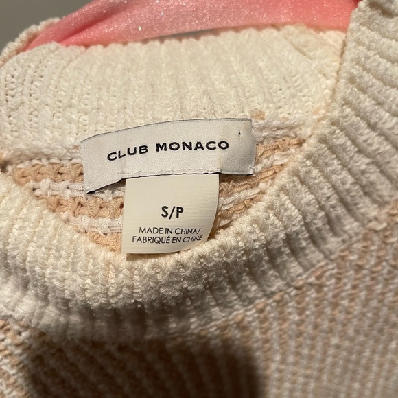 Club Monaco Short Sleeve Sweater. Size S - Picture 2 of 3